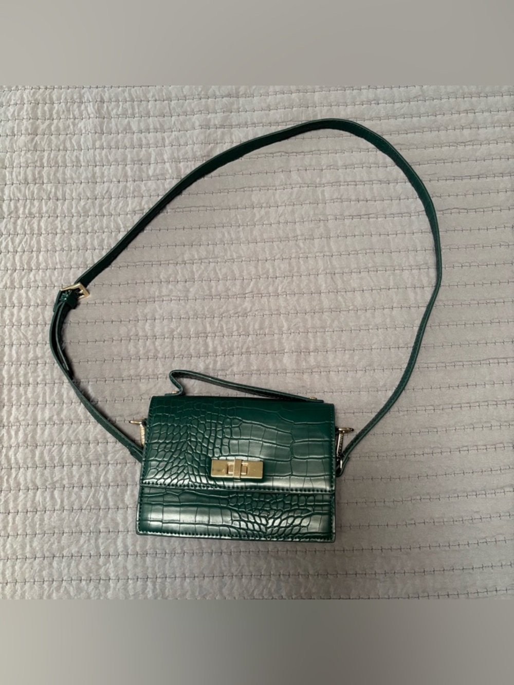 Green Steven Madden purse